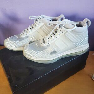 Men's size 7 / Women's 8 LeBron x John Elliot Nike Icon IQs White Ghost Sneakers